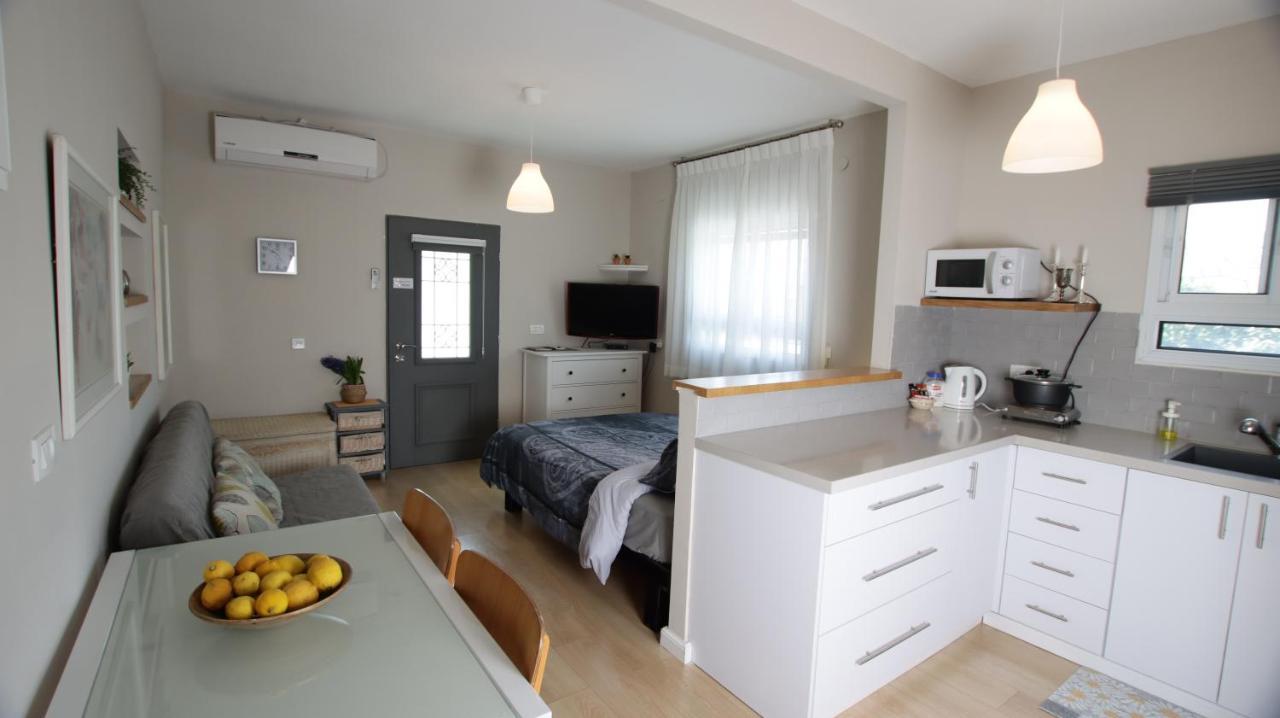 Готель Cute & Cozy Studio Apt In Zichron Yaakov Зіхрон-Яаков Екстер'єр фото